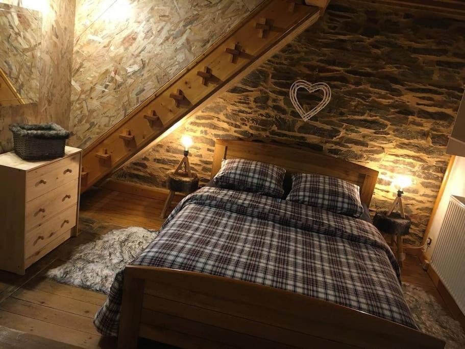 Villa La Penates, Ambiance Cocooning Bogny-sur-Meuse Esterno foto