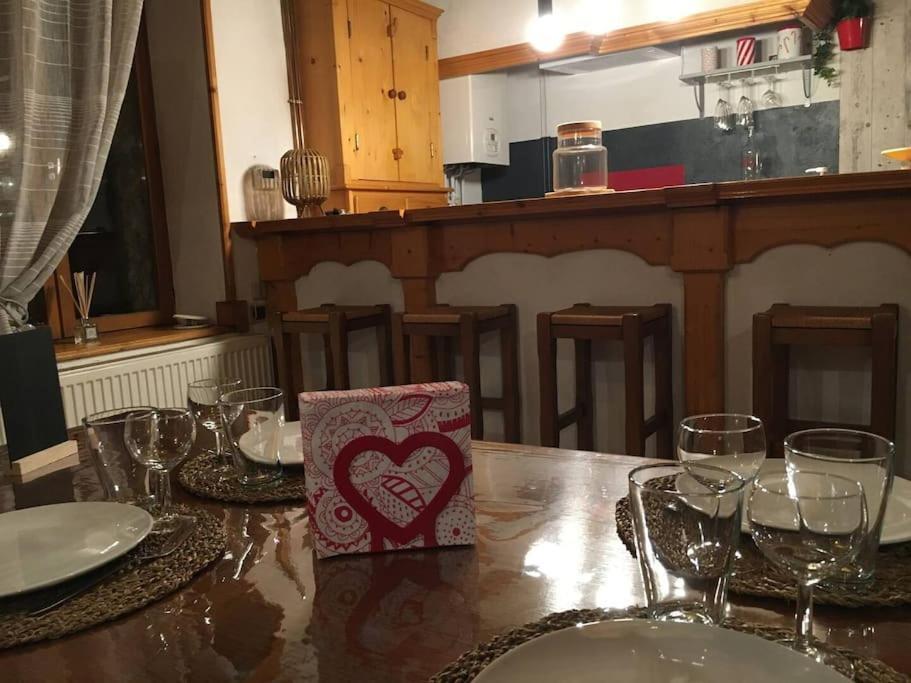 Villa La Penates, Ambiance Cocooning Bogny-sur-Meuse Esterno foto